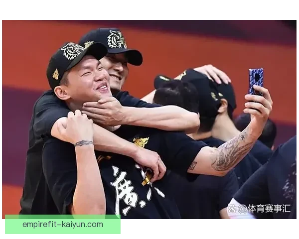 广州队锋线火力持续提升，球队状态回暖值得关注